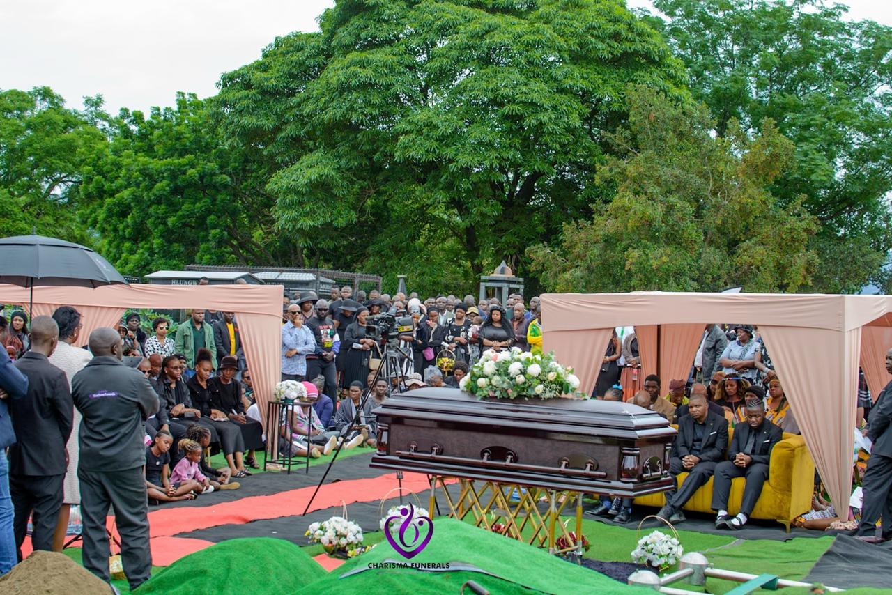 Graveside funeral service